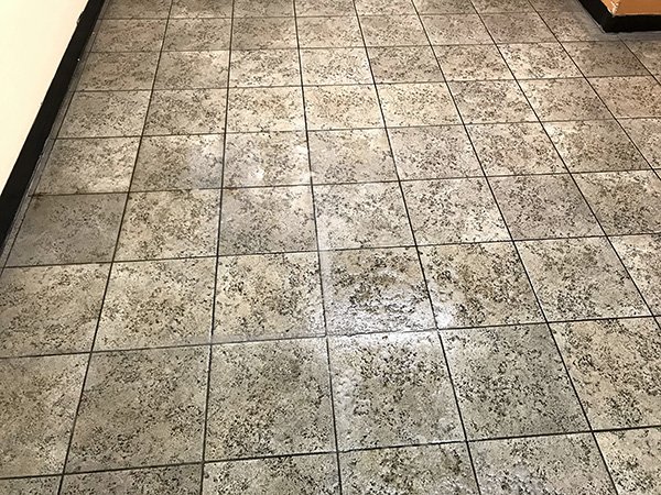 tile-floor-before-uptimized